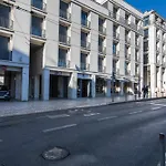 014 A - Charming Apartment In Lisbon Center With Garage